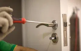 Locksmith Master Shop Daytona Beach, FL 386-312-7876 Locksmith Master Shop Daytona Beach, FL 386-312-7876 - 5-Locks-Repair